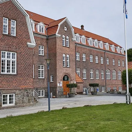 Danhostel Хостел *